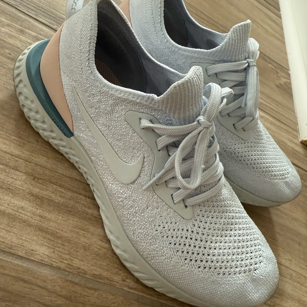 Women's Nike Epic React Flyknit